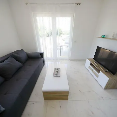Vlado Mitar Appartement Sukošan