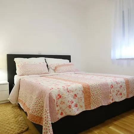 Appartement Vlado Mitar *